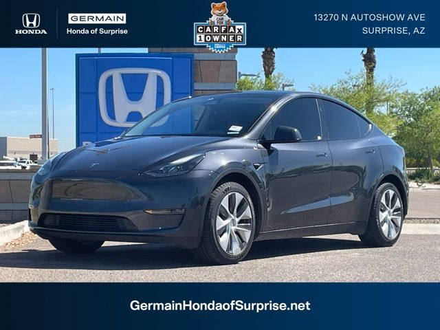 2024 TESLA Model Y