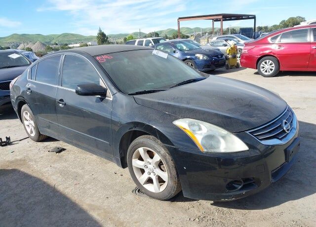 2011 NISSAN Altima