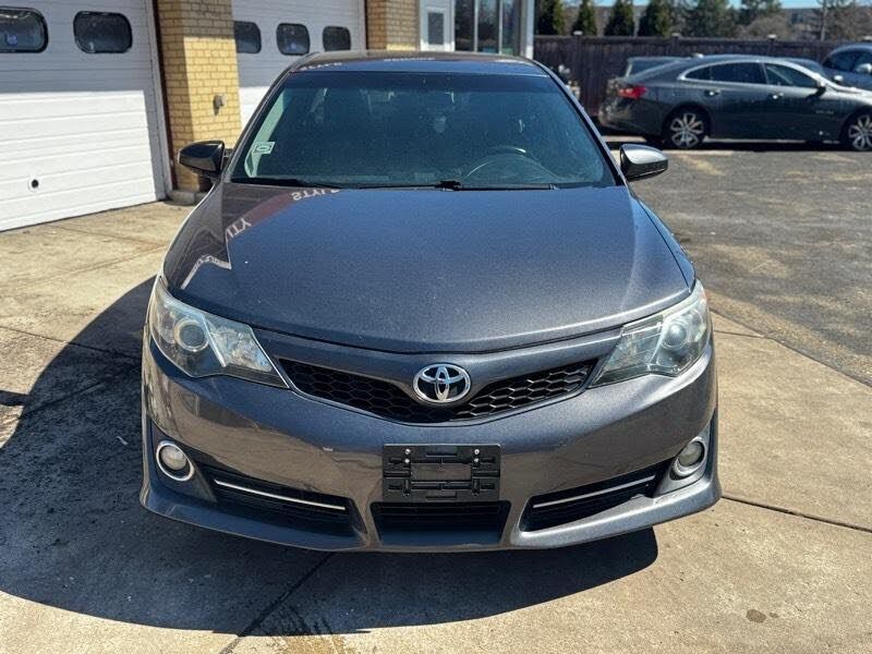 2013 TOYOTA Camry