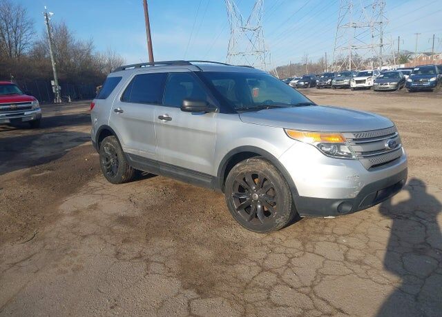 2011 FORD Explorer