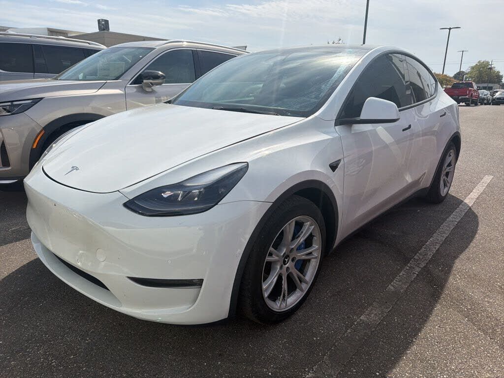 2021 TESLA Model Y