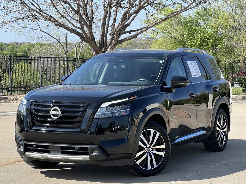 2024 NISSAN Pathfinder