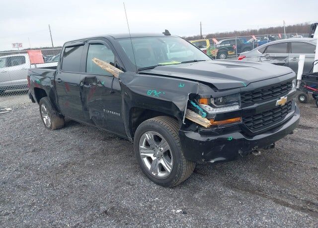 2018 CHEVROLET Silverado