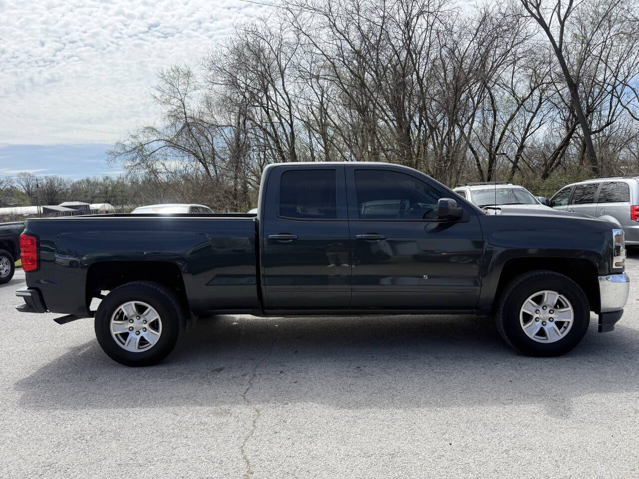 2018 CHEVROLET Silverado