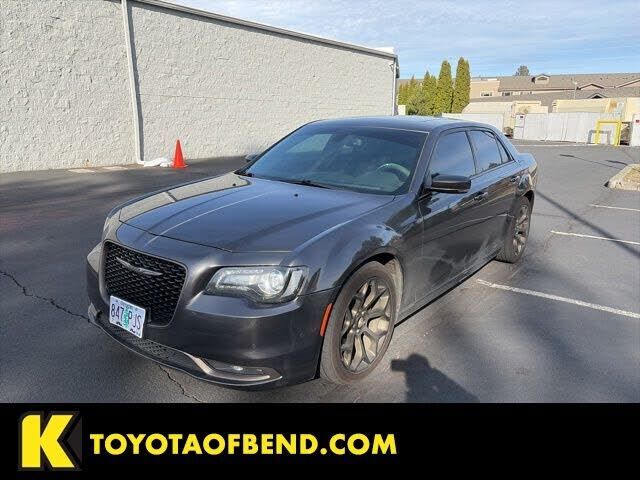 2017 CHRYSLER 300