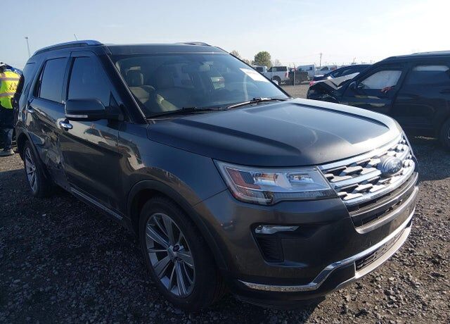 2018 FORD Explorer