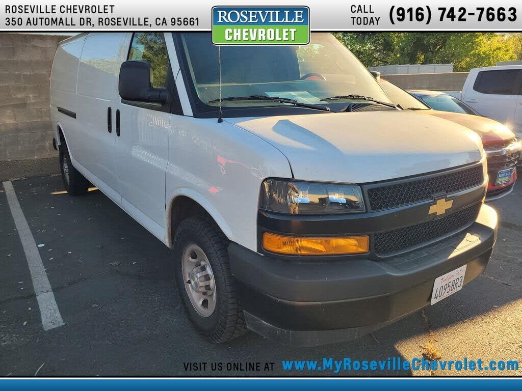 2023 CHEVROLET Express