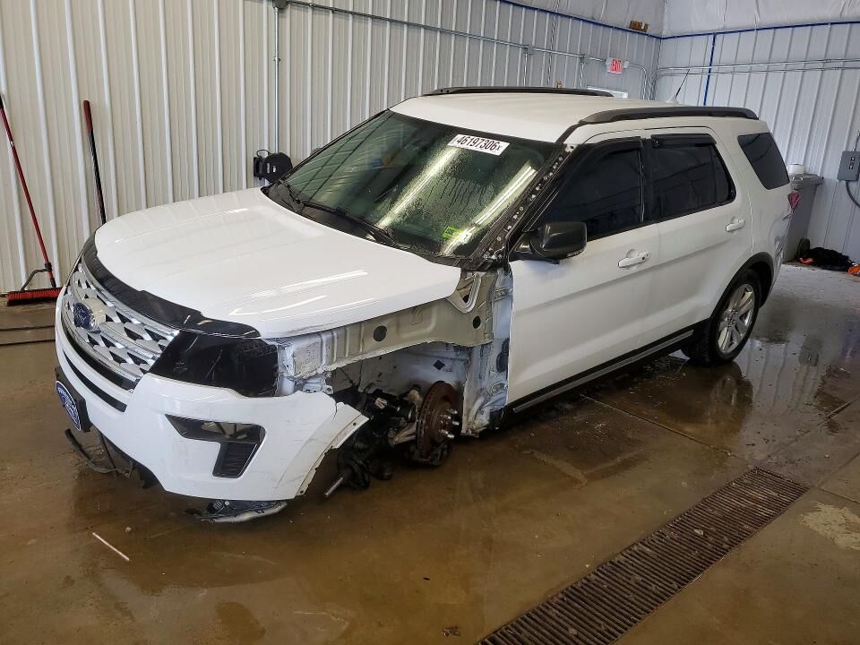 2019 FORD Explorer