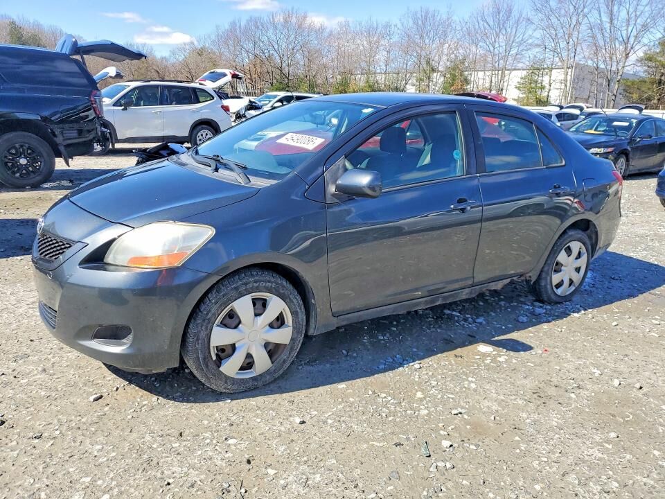 2010 TOYOTA Yaris