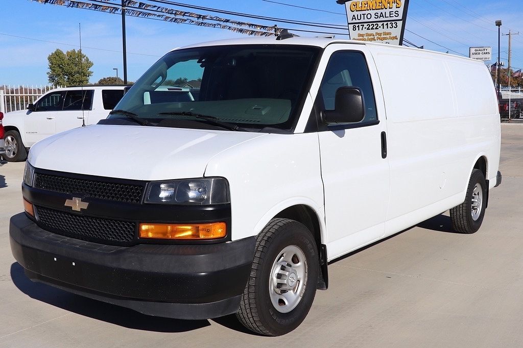 2019 CHEVROLET Express