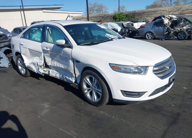 2014 FORD Taurus