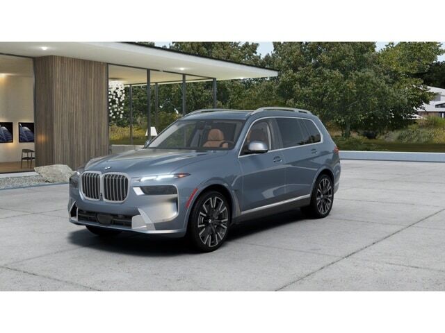 2027 BMW X7