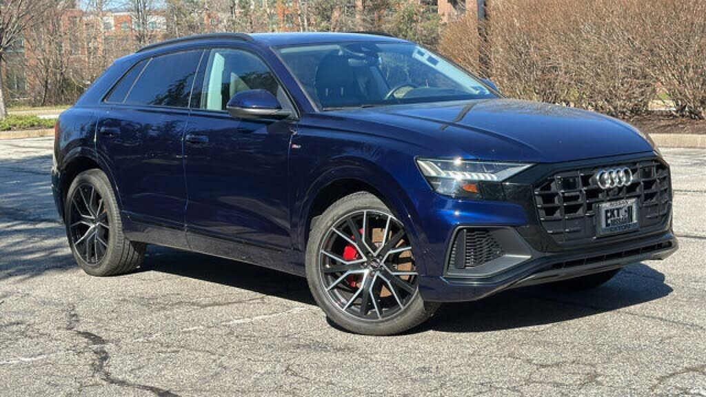 2019 AUDI Q8