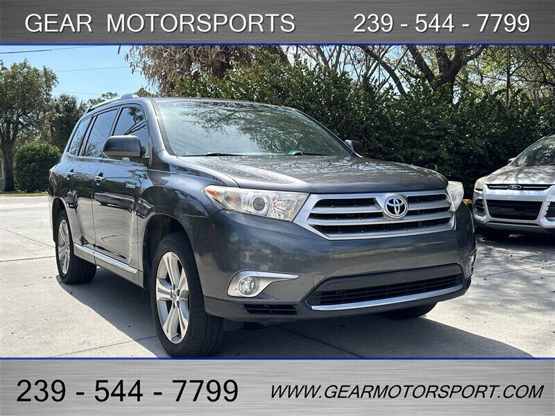 2012 TOYOTA Highlander
