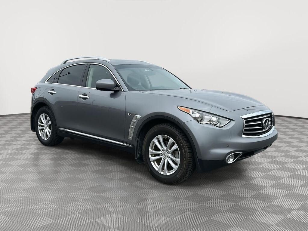 2015 INFINITI QX70