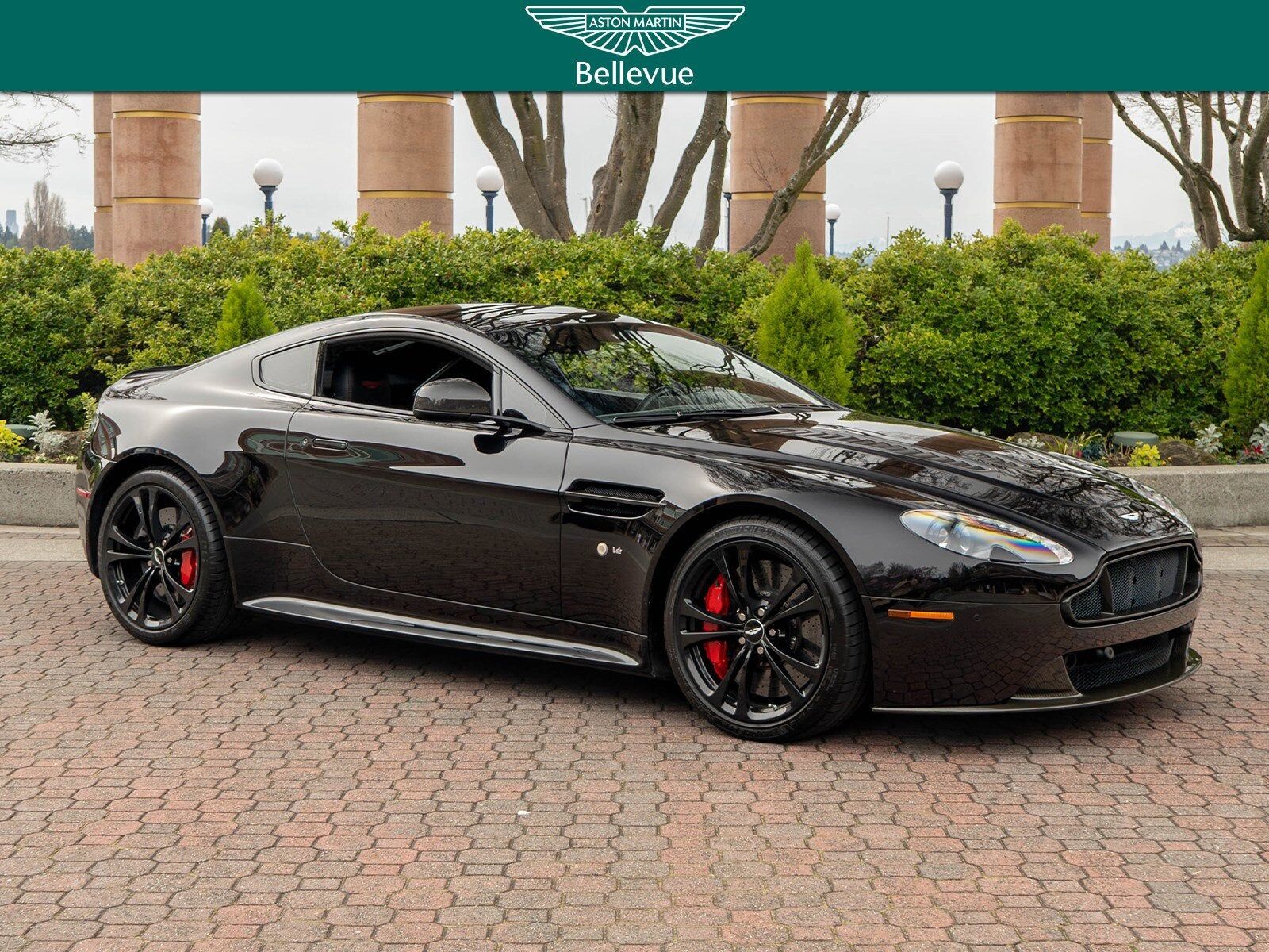 2015 ASTON MARTIN V12 Vantage