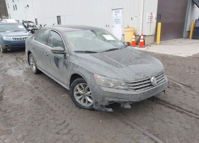 2016 VOLKSWAGEN Passat