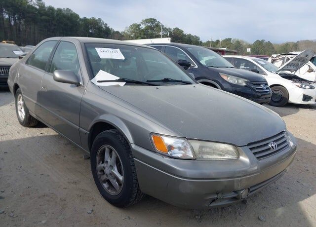 1998 TOYOTA Camry