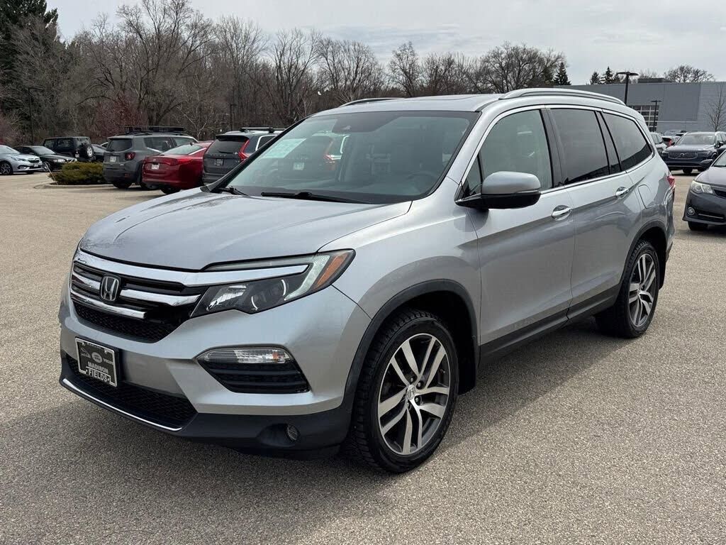 2017 HONDA Pilot