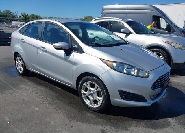 2015 FORD Fiesta