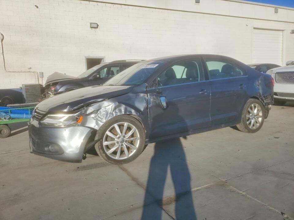 2014 VOLKSWAGEN Jetta
