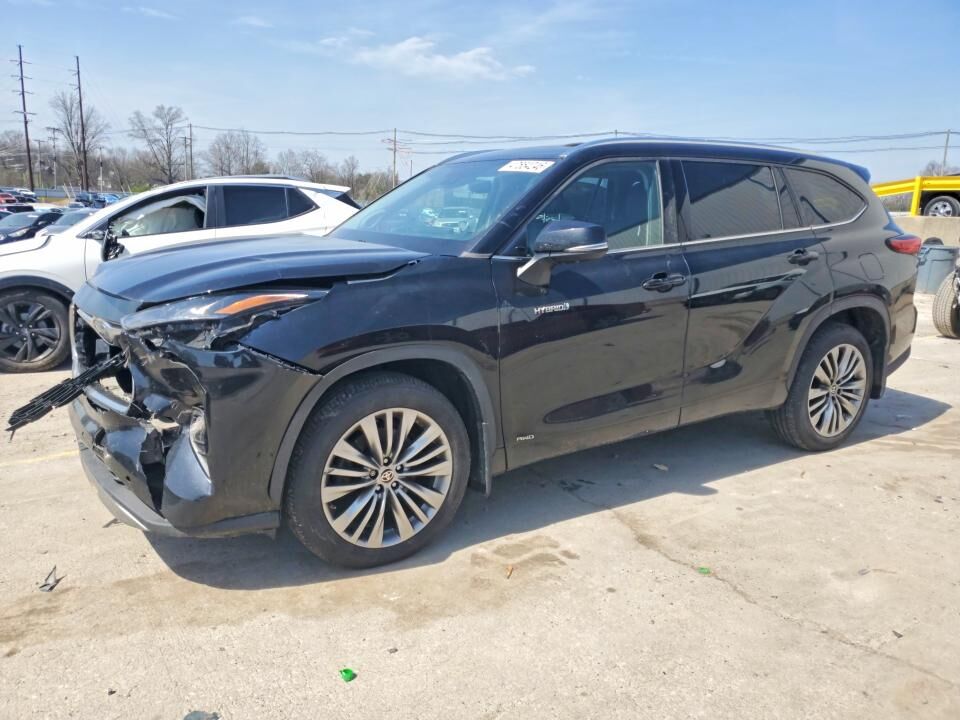 2021 TOYOTA Highlander