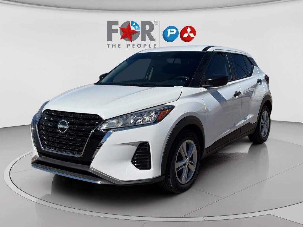 2023 NISSAN Kicks