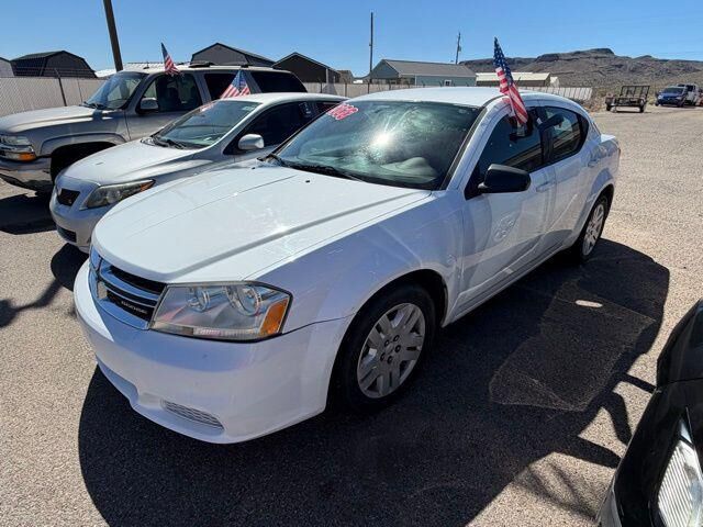 2011 DODGE Avenger