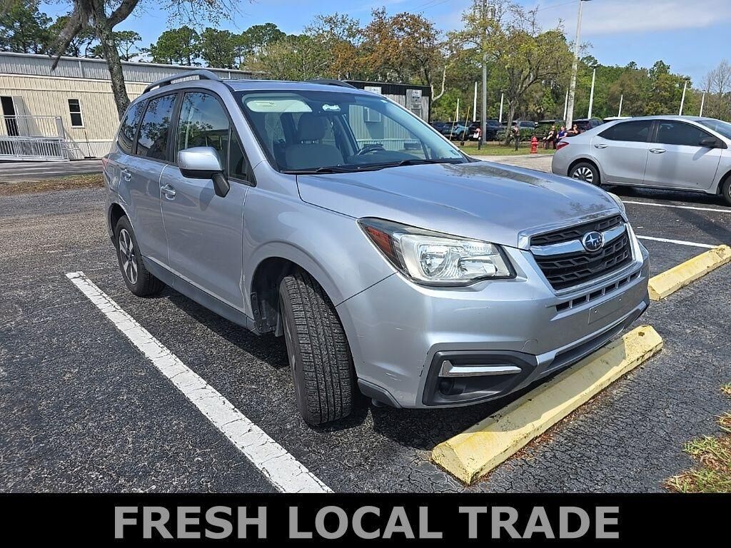 2017 SUBARU Forester
