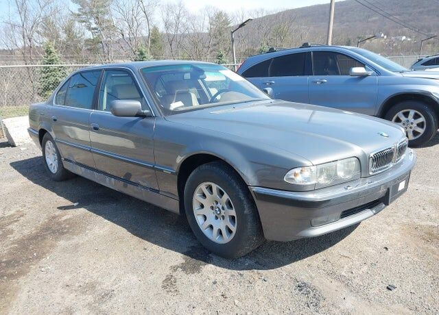 2001 BMW 7 Series