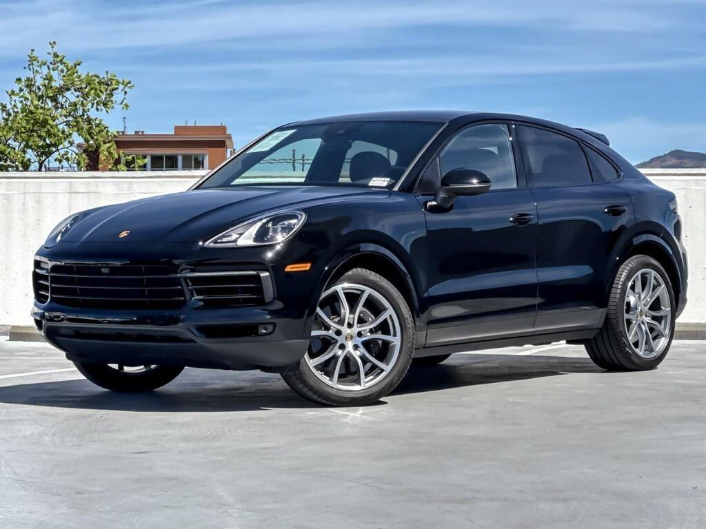 2023 PORSCHE Cayenne