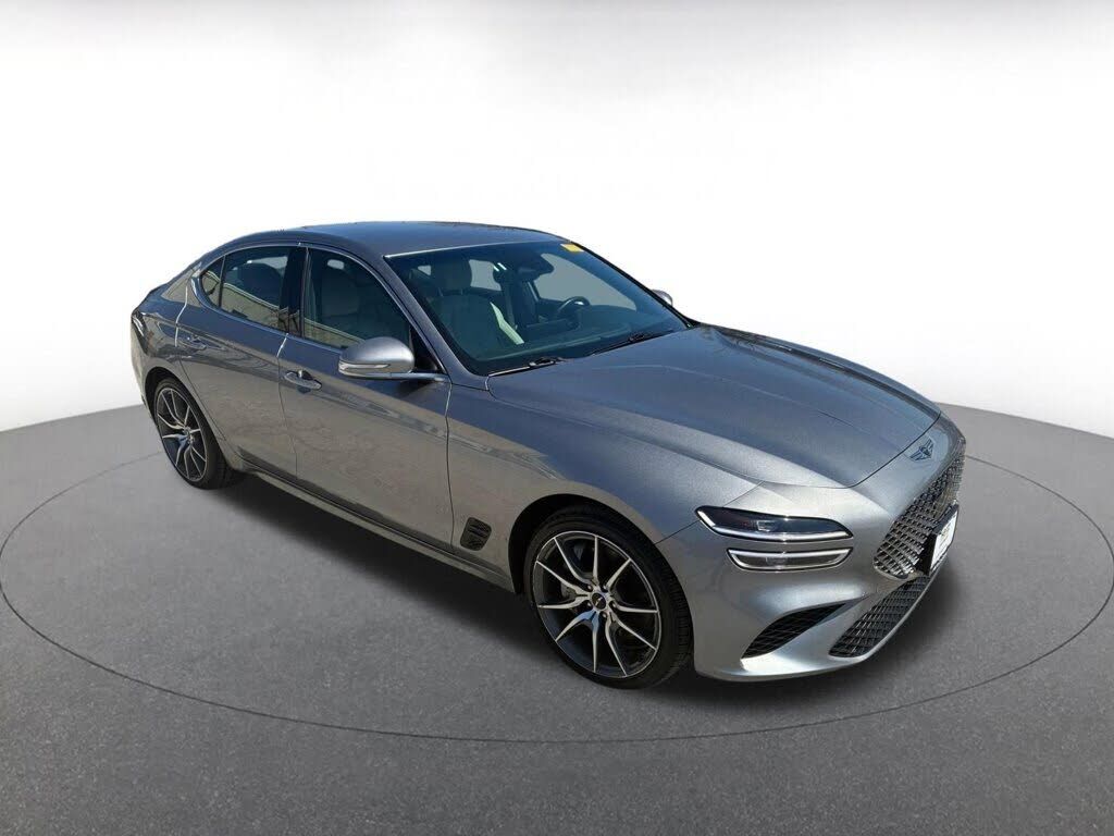 2025 GENESIS G70