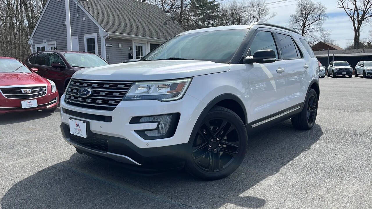 2017 FORD Explorer