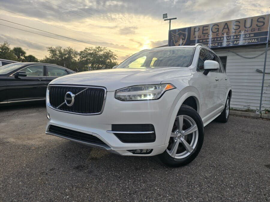 2018 VOLVO XC90