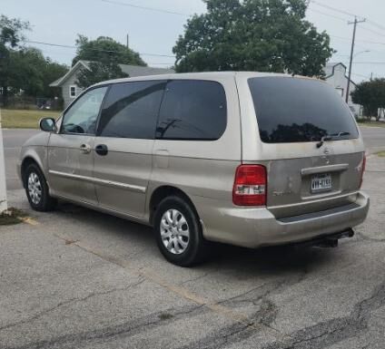 2004 KIA Sedona