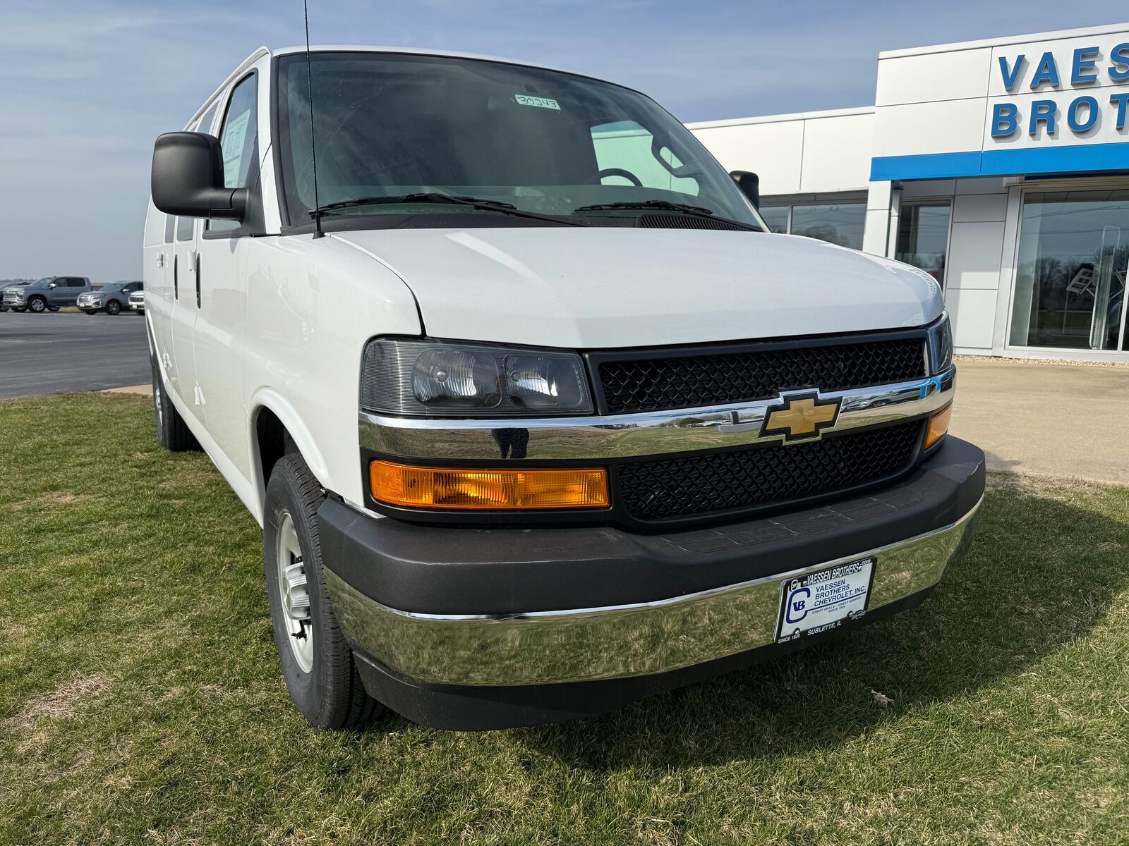 2026 CHEVROLET Express