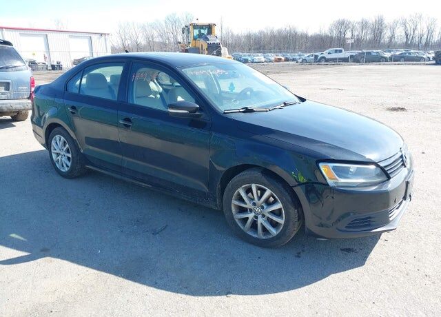 2012 VOLKSWAGEN Jetta