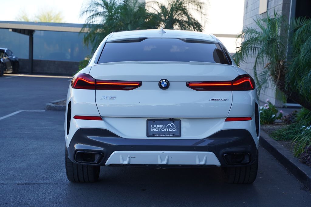 2021 BMW X6