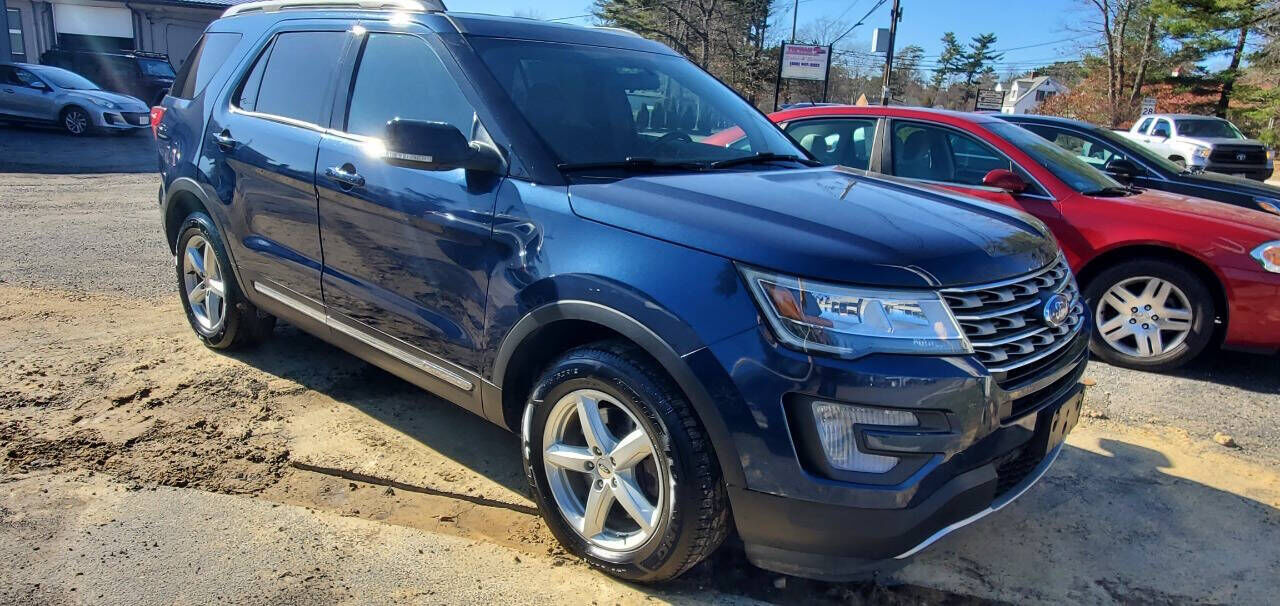2017 FORD Explorer