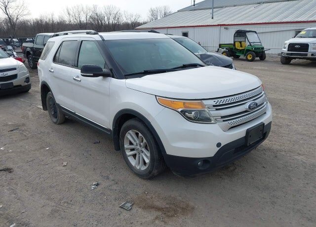 2014 FORD Explorer