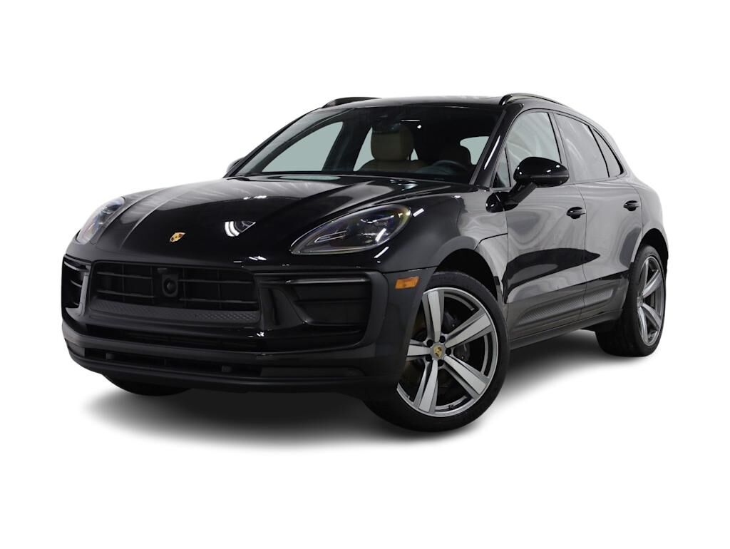 2024 PORSCHE Macan