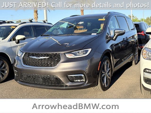 2022 CHRYSLER Pacifica