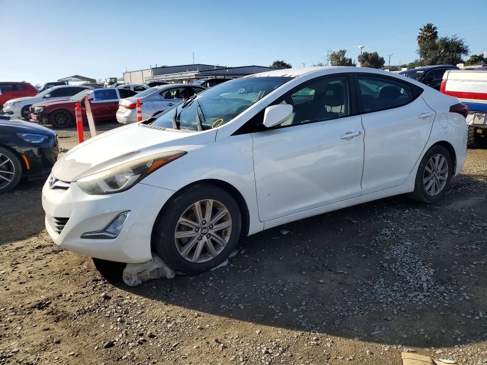 2016 HYUNDAI Elantra