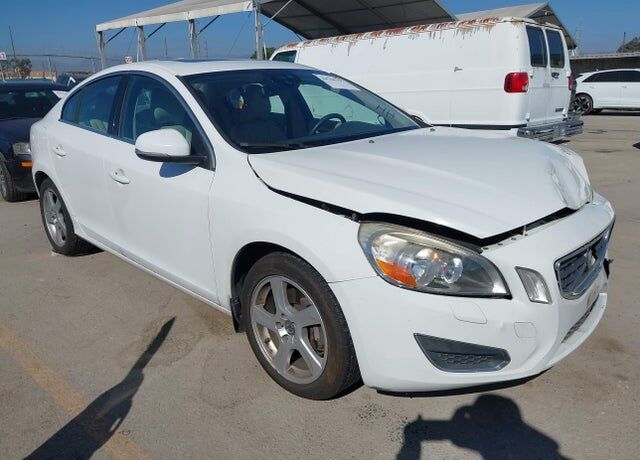2012 VOLVO S60