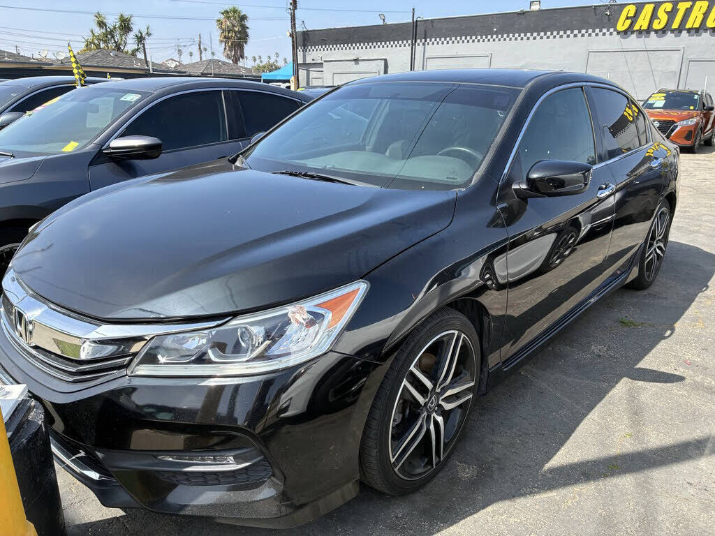 2017 HONDA Accord