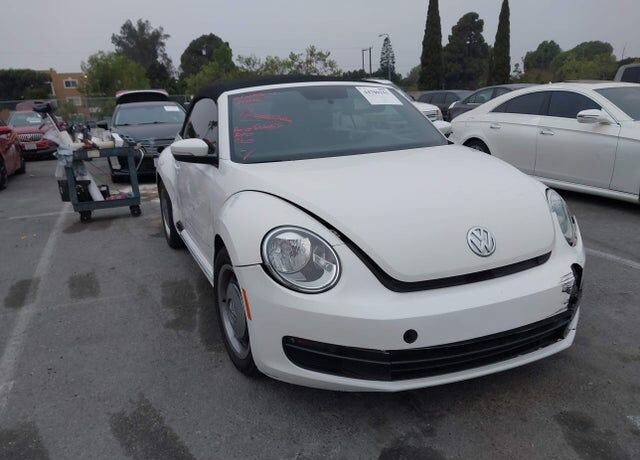 2013 VOLKSWAGEN Beetle