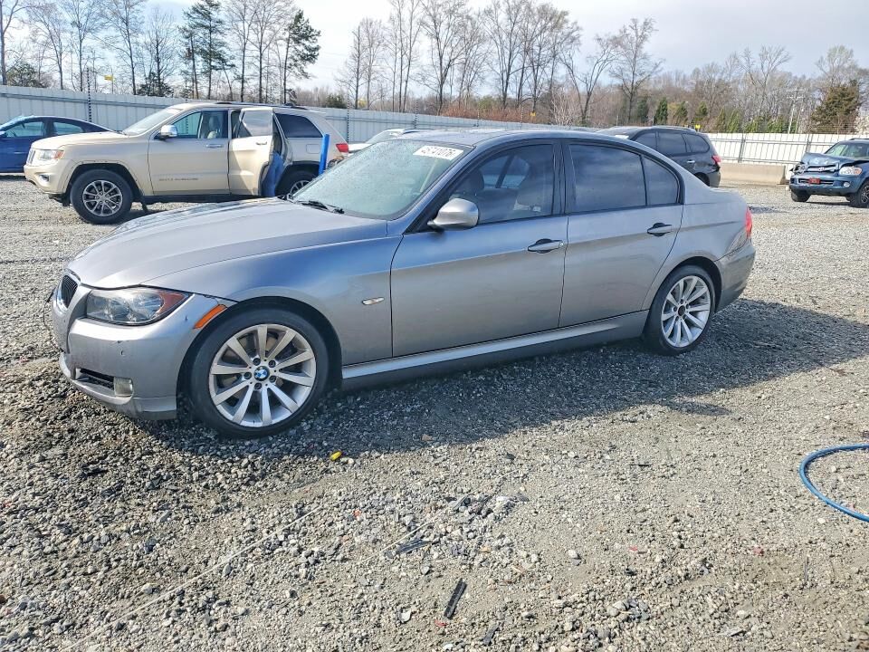 2011 BMW 3 Series