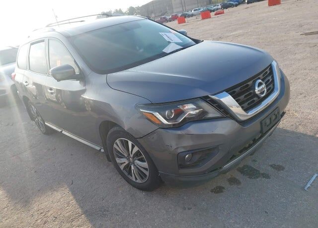 2017 NISSAN Pathfinder