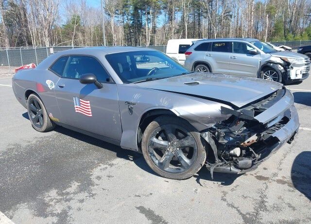 2013 DODGE Challenger