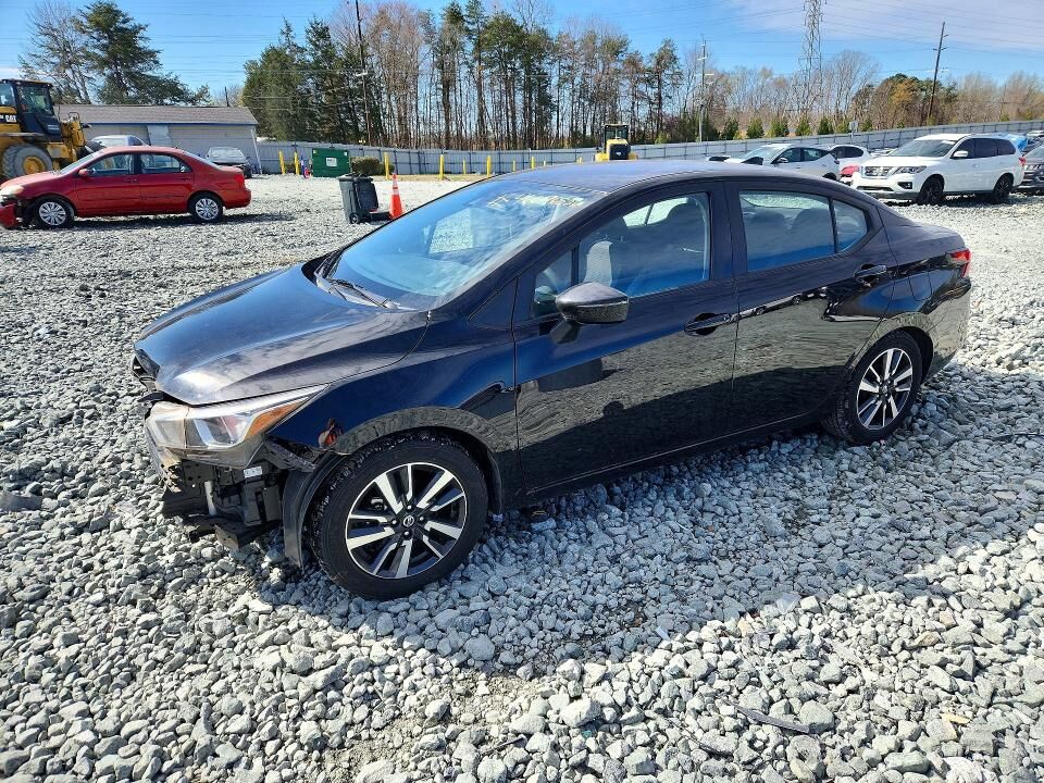 2021 NISSAN Versa
